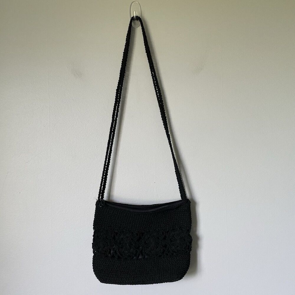 Vintage Knit Crochet Shoulder Bag Purse Boho Cottagecore Black Zipper Closure